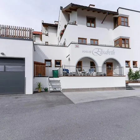 Lively Flat Near A Ski Resort In Fiss Esterno foto