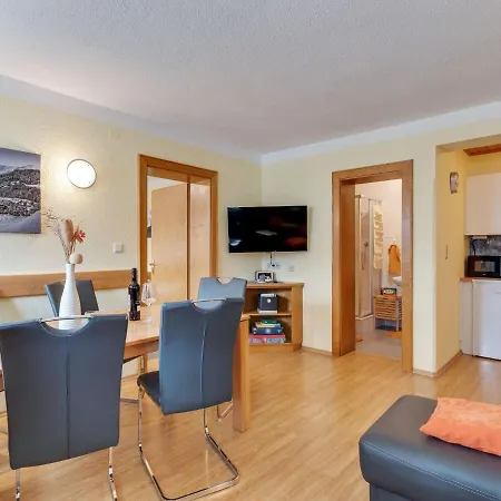 Lively Flat Near A Ski Resort In Fiss Esterno foto