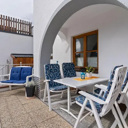 Lively Flat Near A Ski Resort In Fiss Esterno foto