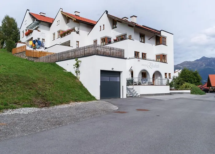 Lively Flat Near A Ski Resort In Fiss