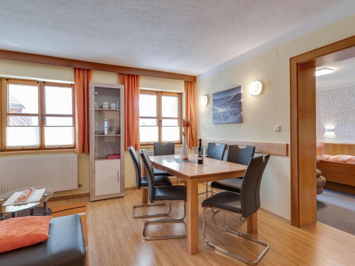 Lively Flat Near A Ski Resort In Fiss * Fiss