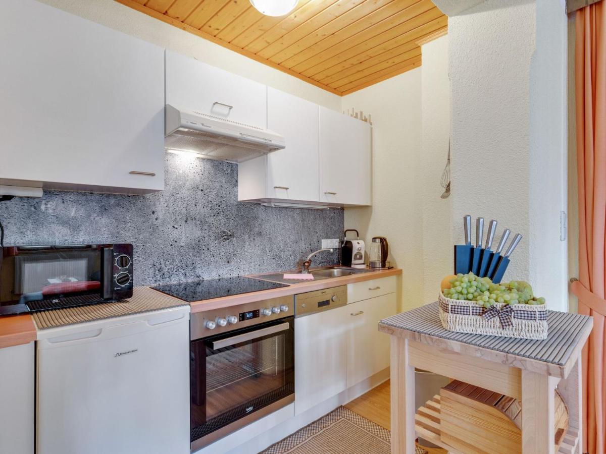 Lively Flat Near A Ski Resort In Fiss * Fiss