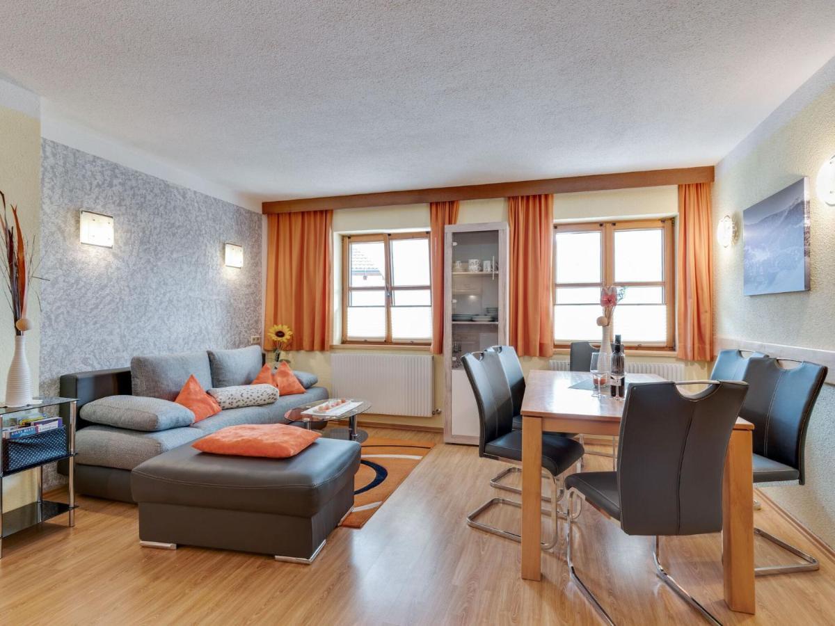Lively Flat Near A Ski Resort In Fiss Apartment *